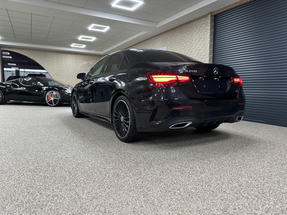 MERCEDES-BENZ A200 1.4T AMG