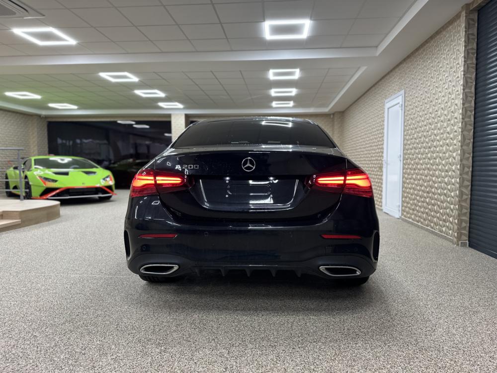MERCEDES-BENZ A200 1.4T AMG